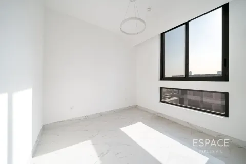 Снять в аренду дуплекс в Джумейра Вилладж Серкл, Дубай: 2 спальни, 144м², № 71334 - фото 8