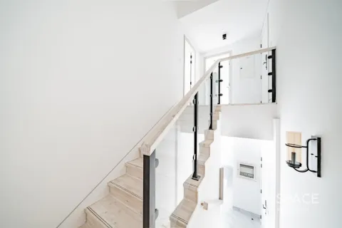 Снять в аренду дуплекс в Джумейра Вилладж Серкл, Дубай: 2 спальни, 144м², № 71334 - фото 6