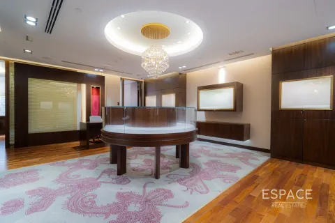 Office in Jumeirah Lake Towers, Dubai 146 sq.m. № 71332 - photo 8