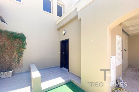 Townhouse in Bella Casa, Serena, Dubai 2 bedrooms, 173 sq.m. № 16374 - photo 2
