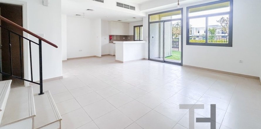 Villa in Naseem Townhouses, Town Square, Dubai 3 bedrooms, 208 sq.m. № 16372
