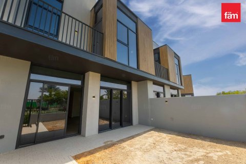 Купить виллу в Дубае: 3 спальни, 167.9м², № 89629 - фото 21