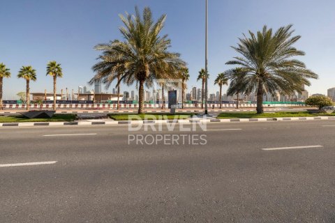 Terrain à Deira, Dubai, 1380 m², № 87400 - photo 9