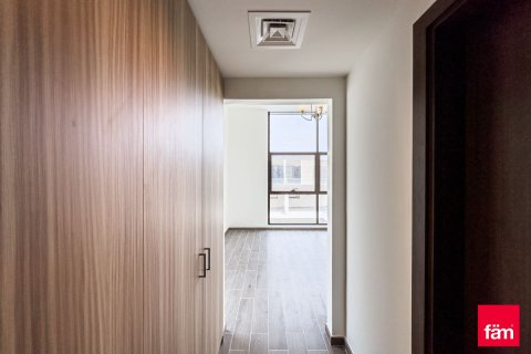 Adosado en Dubai, 3 dormitorios, 200.7 m², № 8097 - foto 4
