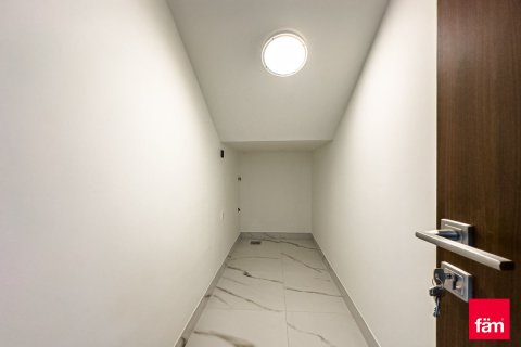 Adosado en Dubai, 3 dormitorios, 200.7 m², № 8097 - foto 12