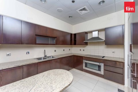 Appartement à Palm Jumeirah, Dubai, 3 chambres, 228.1 m², № 41001 - photo 5