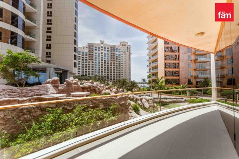 Appartement à Palm Jumeirah, Dubai, 3 chambres, 228.1 m², № 41001 - photo 1
