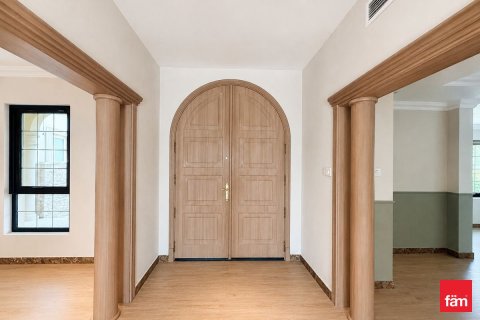 Villa in Jumeirah Islands, Dubai 5 bedrooms, 1305.6 sq.m. № 113471 - photo 8