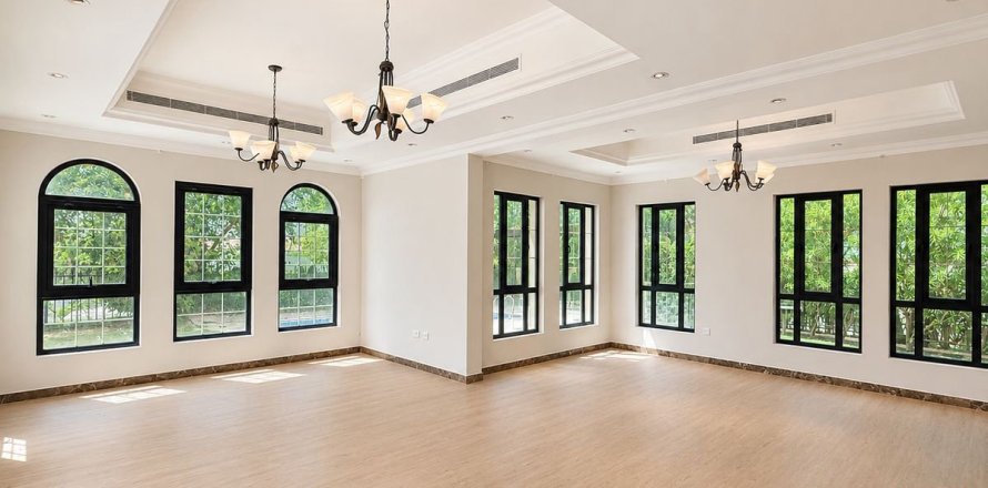 Villa in Jumeirah Islands, Dubai 5 bedrooms, 1305.6 sq.m. № 113471