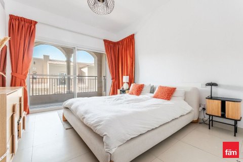 Villa in Dubai 3 bedrooms, 258.2 sq.m. № 109477 - photo 15