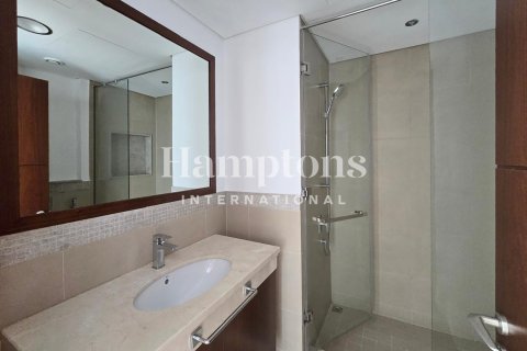Apartment in Downtown Dubai (Downtown Burj Dubai), Dubai 2 bedrooms, 129.29031801 sq.m. № 115749 - photo 2