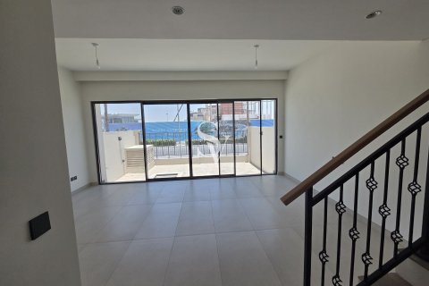 Adosado en Damac Lagoons, Dubai, 4 dormitorios, 144 m², № 113272 - foto 12