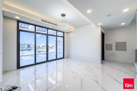 Villa en Al Furjan, Dubai, 5 dormitorios, 489.9 m², № 118531 - foto 16