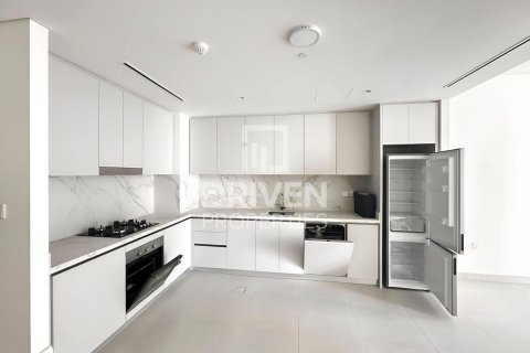 Appartement à EMAAR Beachfront, Dubai Harbour, Dubai, 1 chambre, 73 m², № 87631 - photo 9