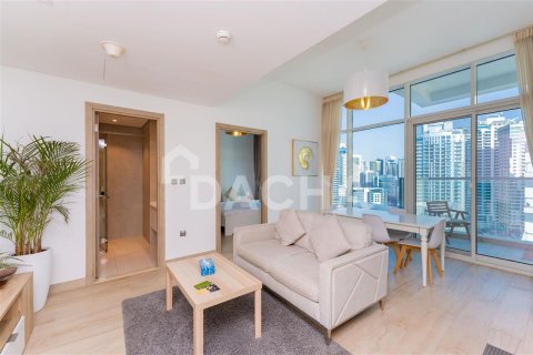 Снять в аренду квартиру в Studio One, Дубай Марина, Дубай: 2 спальни, 77.5м², № 6488 - фото 2
