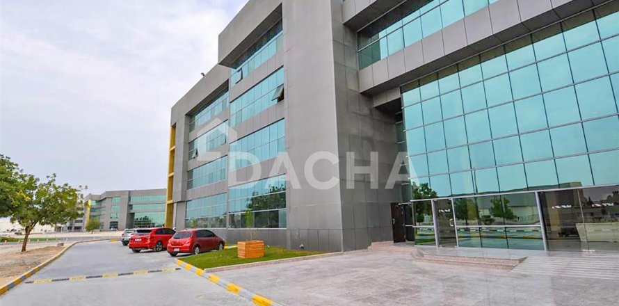 Magasin à Dubai Investment Park, Dubai, 1 salle, 221.7 m², № 6473