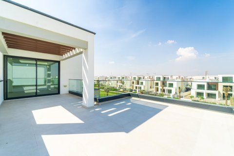 Villa en Dubai, 5 dormitorios, 528 m², № 97229 - foto 24