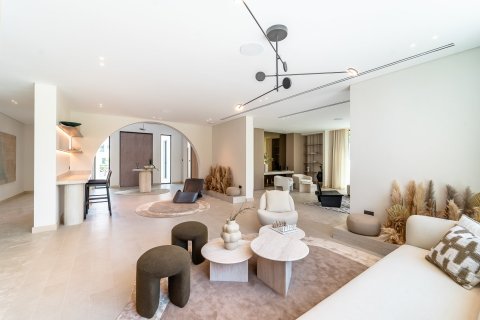 Villa en Dubai, 5 dormitorios, 568 m², № 97224 - foto 10