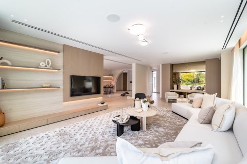 Villa en Dubai, 5 dormitorios, 568 m², № 97224 - foto 6