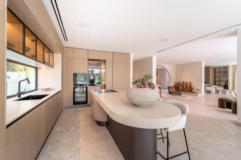 Villa en Dubai, 5 dormitorios, 568 m², № 97224 - foto 17