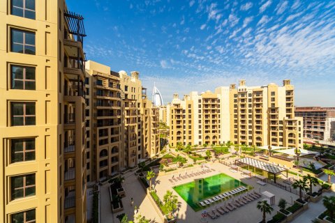 Apartment in Umm Suqeim, Dubai 2 bedrooms, 101 sq.m. № 97231