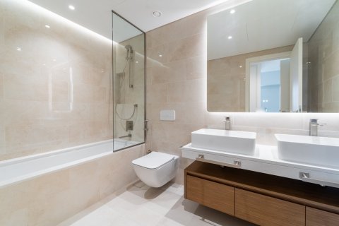 Apartment in Umm Suqeim, Dubai 2 bedrooms, 101 sq.m. № 97231 - photo 14