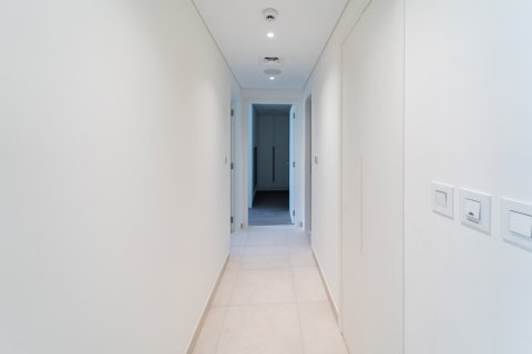 Apartment in Umm Suqeim, Dubai 2 bedrooms, 101 sq.m. № 97231 - photo 7