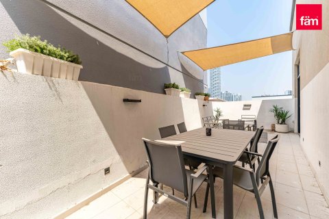 Appartement à Dubai, 2 chambres, 131.2 m², № 133370 - photo 7