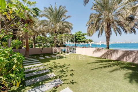 Villa in The Crescent, Palm Jumeirah, Dubai 4 bedrooms, 1079.07 sq.m. № 127441 - photo 30
