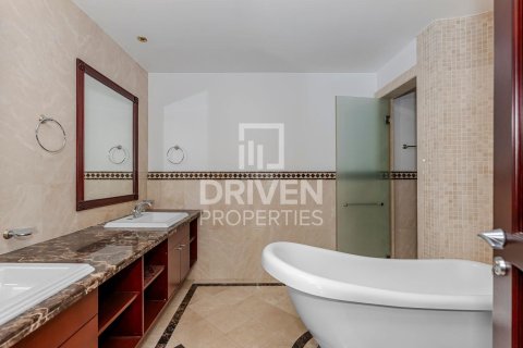 Villa in The Crescent, Palm Jumeirah, Dubai 4 bedrooms, 1079.07 sq.m. № 127441 - photo 22