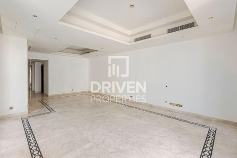 Villa in The Crescent, Palm Jumeirah, Dubai 4 bedrooms, 1079.07 sq.m. № 127441 - photo 6