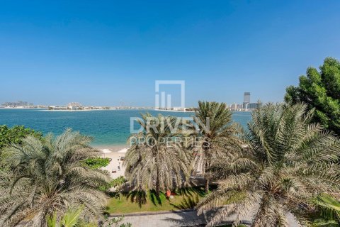 Villa in The Crescent, Palm Jumeirah, Dubai 4 bedrooms, 1079.07 sq.m. № 127441 - photo 28