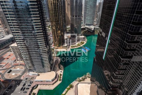 Appartement à Jumeirah Lake Towers, Dubai, 1 chambre, 99.78 m², № 127453 - photo 2