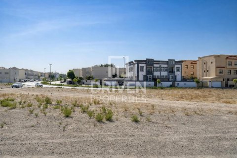 Land in Mirdif Villas, Mirdif, Dubai 1262.09 sq.m. № 127445 - photo 7