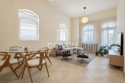 Apartamento en Motor City, Dubai, 1 dormitorio, 97.73 m², № 127444