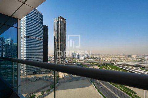 Apartment in Jumeirah Lake Towers, Dubai 3 bedrooms, 106.47 sq.m. № 127443 - photo 15