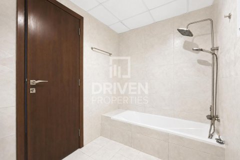 Apartment in Jumeirah Lake Towers, Dubai 3 bedrooms, 106.47 sq.m. № 127443 - photo 12