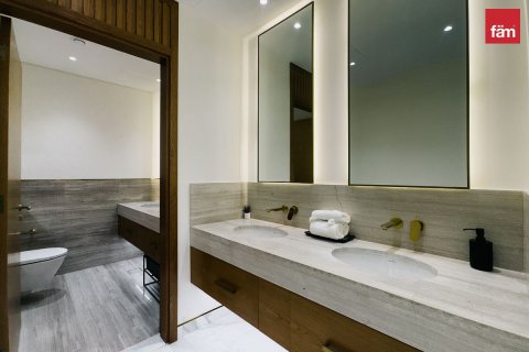 Villa in Dubai 7 bedrooms, 960 sq.m. № 108980 - photo 19