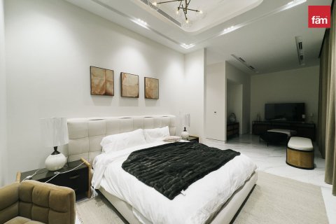 Villa in Dubai 7 bedrooms, 960 sq.m. № 108980 - photo 11