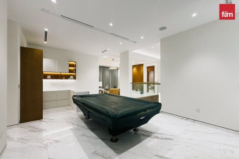 Villa in Dubai 7 bedrooms, 960 sq.m. № 108980 - photo 10