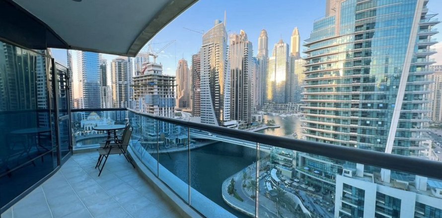 Apartment in Dubai Marina, Dubai 3 bedrooms, 180.6 sq.m. № 108978