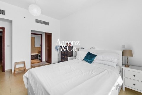 Appartement à Jumeirah Beach Residence, Dubai, 2 chambres, 128 m², № 137599 - photo 12