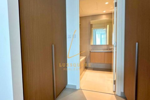 Apartment in Dubai 2 bedrooms, 111 sq.m. № 137602 - photo 9