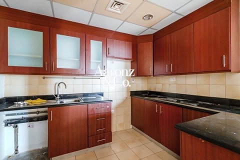 Appartement à Jumeirah Beach Residence, Dubai, 1 chambre, 124 m², № 137598 - photo 8