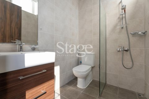Townhouse in Dubai 4 bedrooms, 112 sq.m. № 137600 - photo 13
