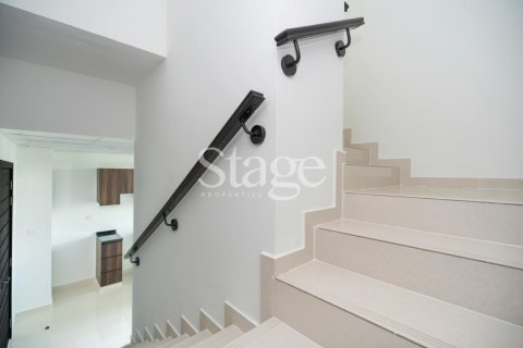 Townhouse in Dubai 4 bedrooms, 112 sq.m. № 137600 - photo 7