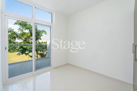 Townhouse in Dubai 4 bedrooms, 112 sq.m. № 137600 - photo 9