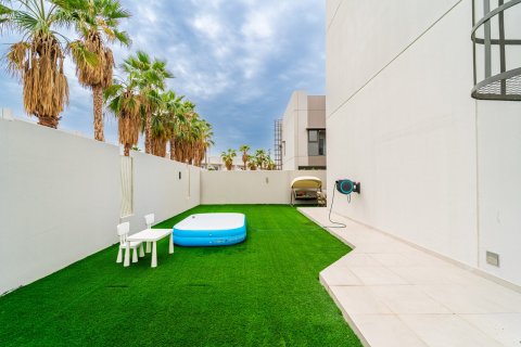 فيلا في دبي 4 غرف نوم, 334 م² رقم 96877 - صورة 17