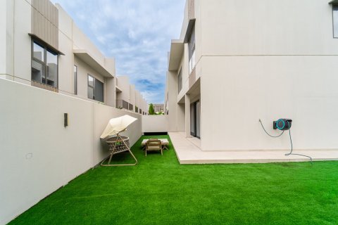 فيلا في دبي 4 غرف نوم, 334 م² رقم 96877 - صورة 18