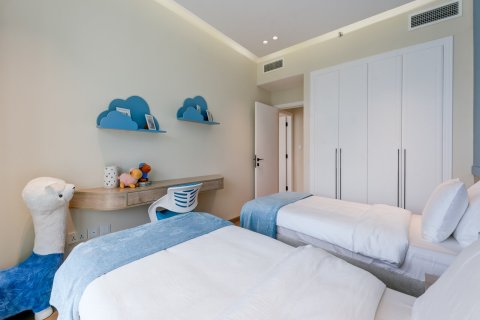 Apartment in Dubai Marina, Dubai 2 bedrooms, 136 sq.m. № 96885 - photo 13